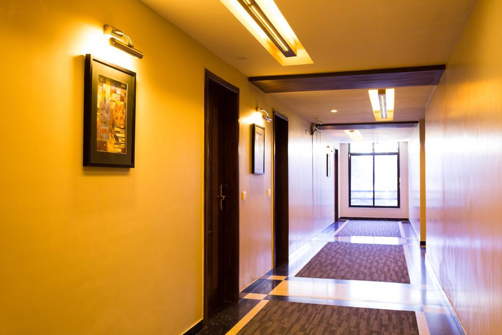 Treatotel Ahmedabad Exterior photo